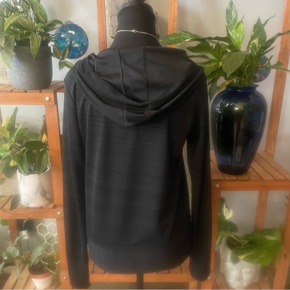Lole Black/Charcoal Lightweight Pullover with Hood - Picture 2 of 8